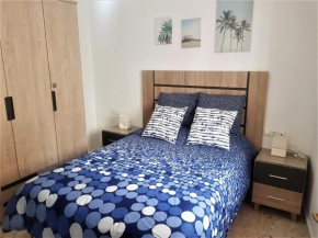Apartamento moderno junto a la playa y en centro Conil, con Aire Acondicionado y Wifi